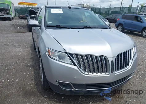 2011 Lincoln Mkx z USA, uszkodzony, nr VIN 2LMDJ8JK4BBJ28255